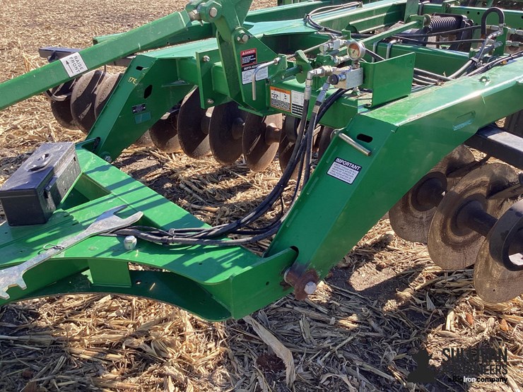 2013-john-deere-2720-image-12