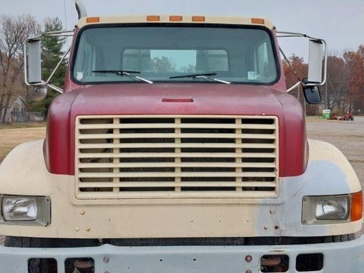 1994-international-9000-image-2