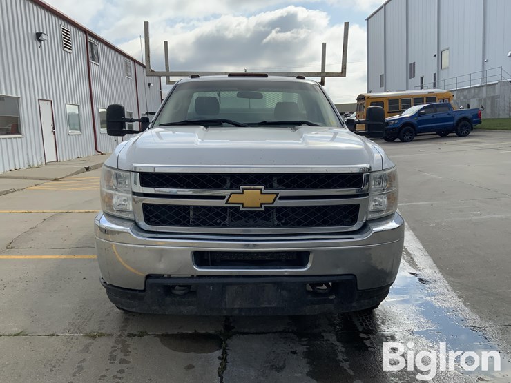 2012-chevrolet-silverado-3500-image-2
