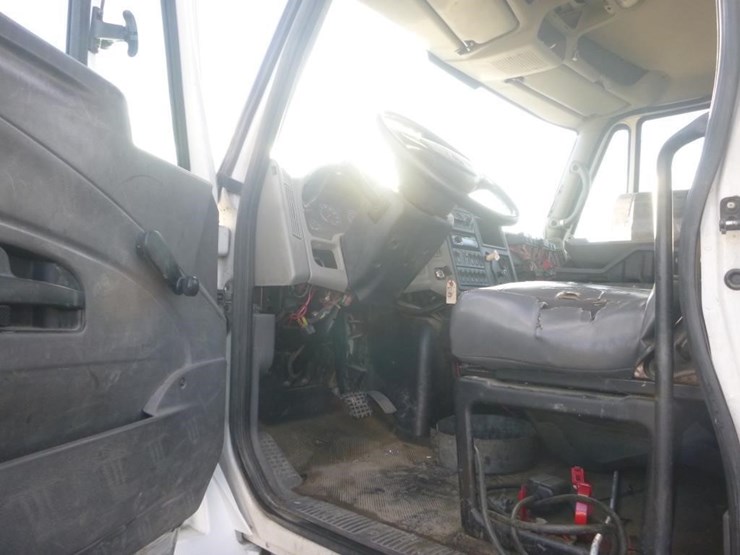 international-4300-image-8