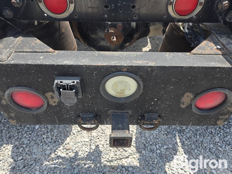 1992-freightliner-flc112-image-19