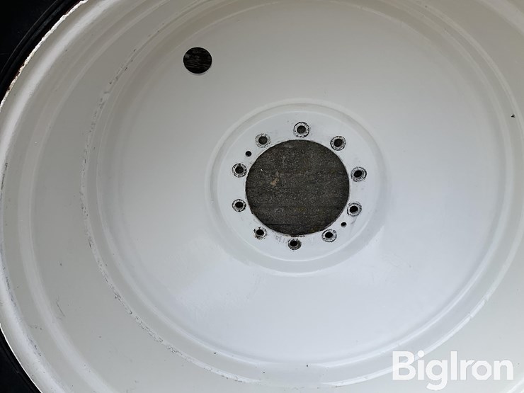 new-holland-8770-image-3