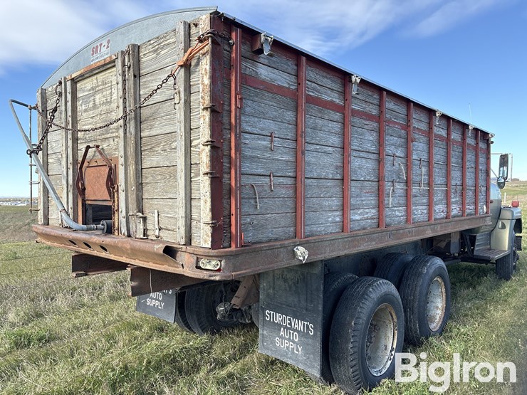 international-fleetstar-image-17