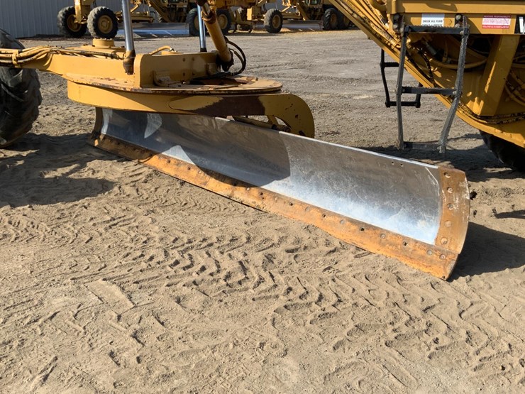 caterpillar-140h-vhp-plus-image-19