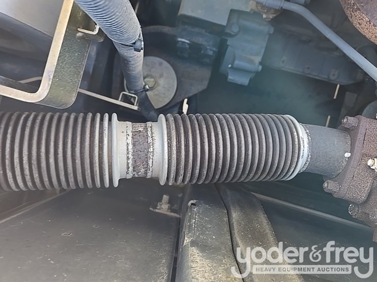 2021-case-cx210-lc-image-146