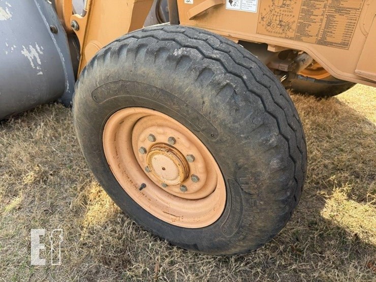 2014-case-580n-image-9