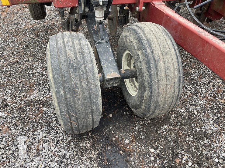 case-ih-2500-image-8