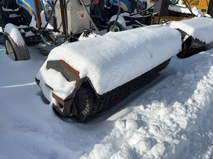 new-holland-t4020-image-3