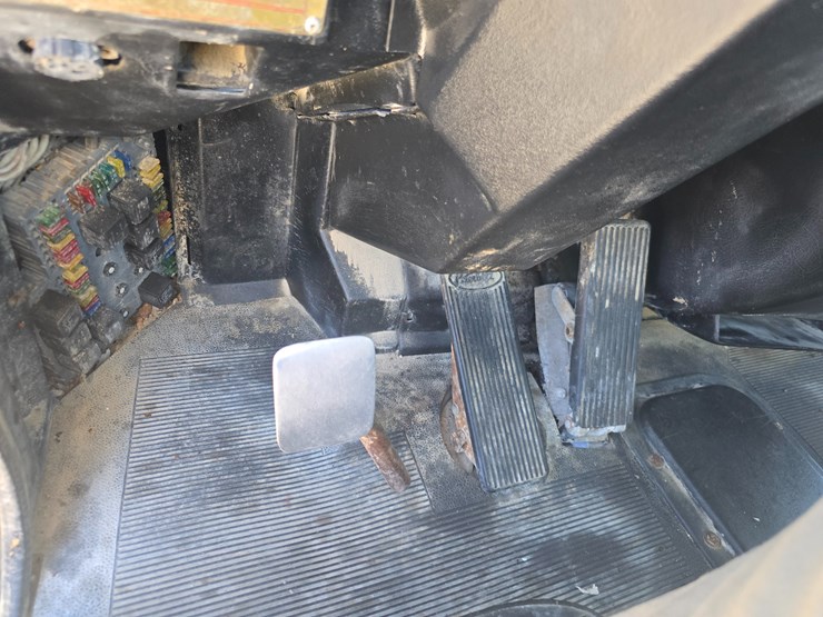 peterbilt-357-image-91