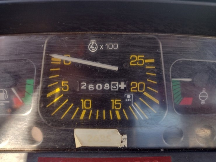 new-holland-4630-image-6