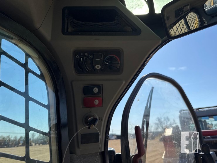 caterpillar-299d2-xhp-image-26