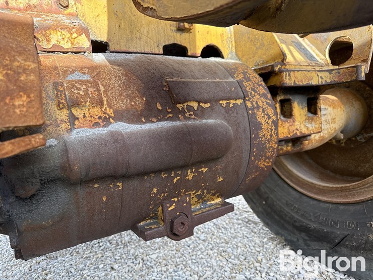 caterpillar-926m-image-20