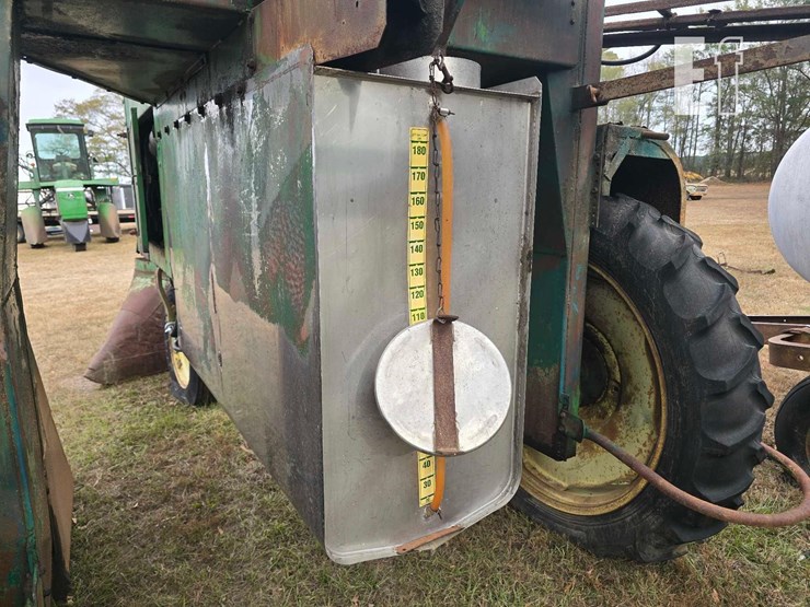 john-deere-700-image-8