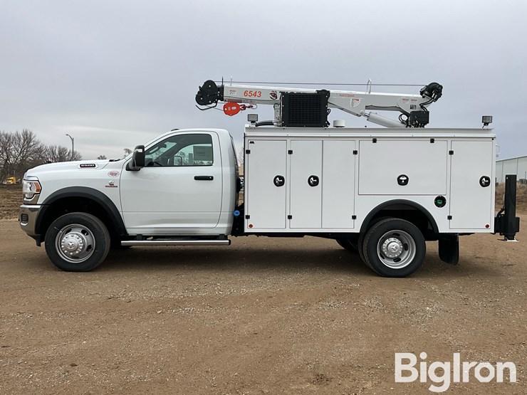 2024-ram-5500-heavy-duty-4x4-service-truck-w/tiger-crane-image-8