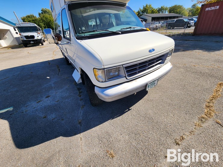1993-ford-e350-image-17