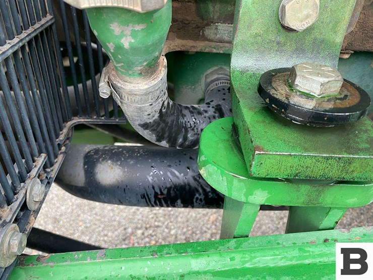 2004-joh-deere-9320t-tractor-image-14