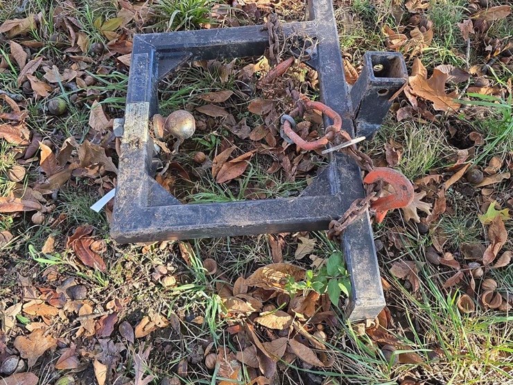 3pt-utility-hitch-2"-receiver-and-ball-image-2