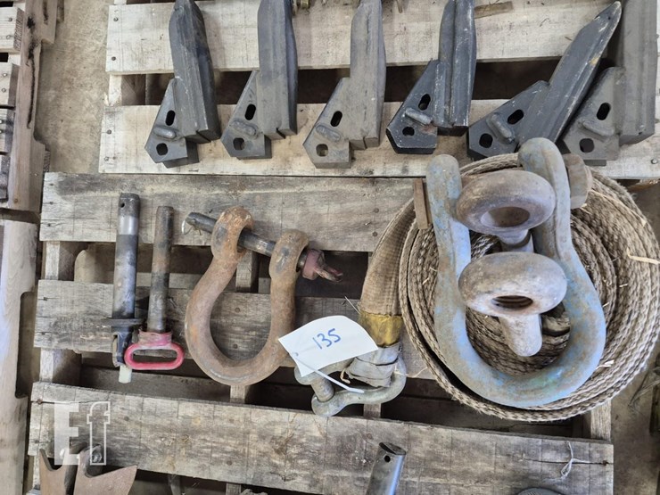 clevis-and-draw-pins-image-1