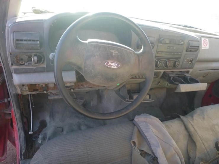 2005-ford-f550-image-9