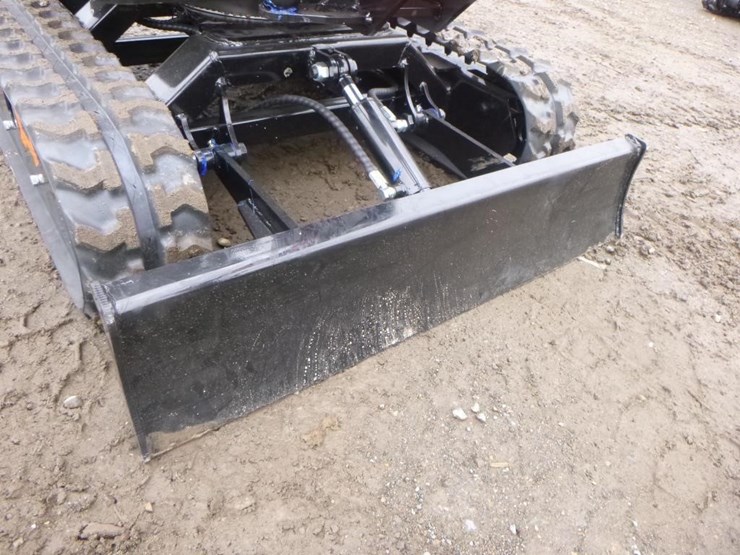 2025-tpm-18bs-hydraulic-excavator-image-16