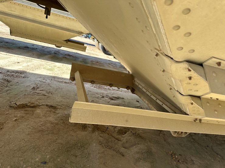 2014-timpte-hopper-bottom-image-43