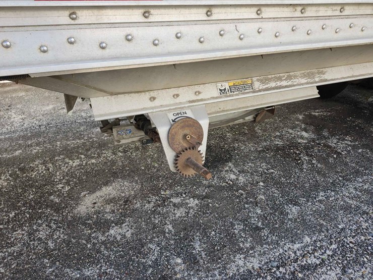 2017-wilson-hopper-bottom-image-4