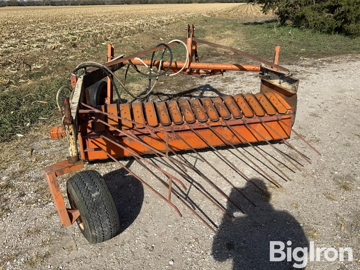 a&l-2010-hay-fluffer-image-6