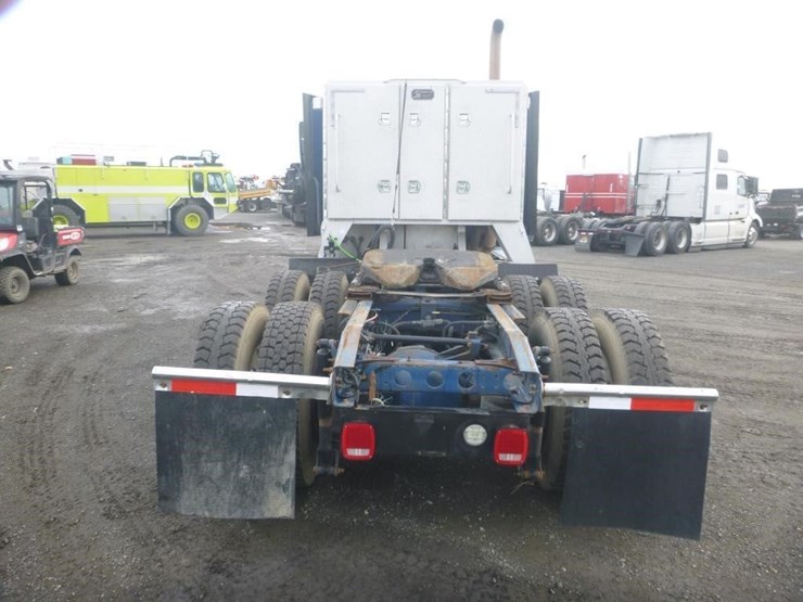 international-prostar-image-6