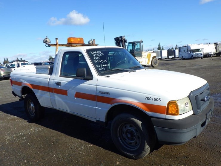 2005-ford-ranger-image-2