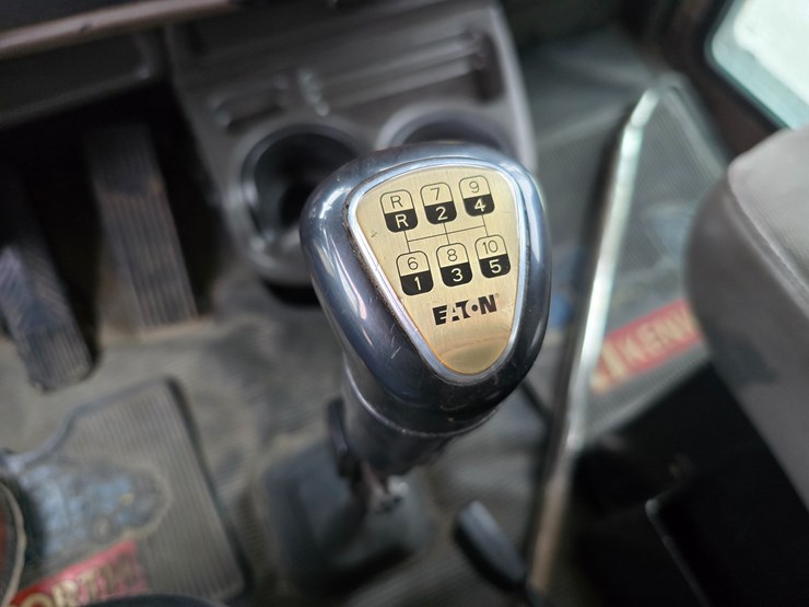 kenworth-t800-image-71