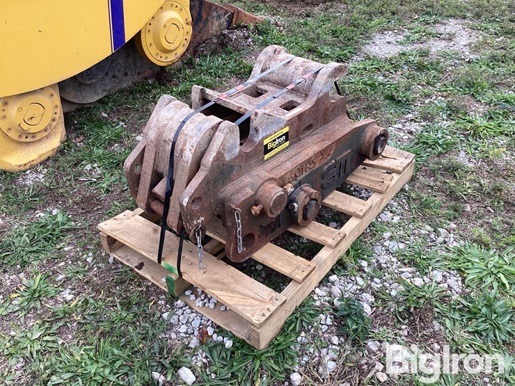 komatsu-pc200-image-3