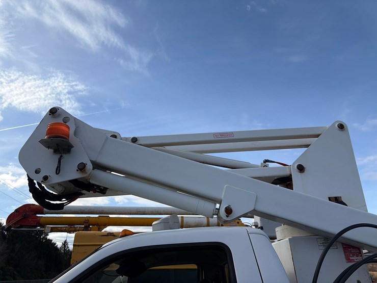 ford-f450-xl-image-12