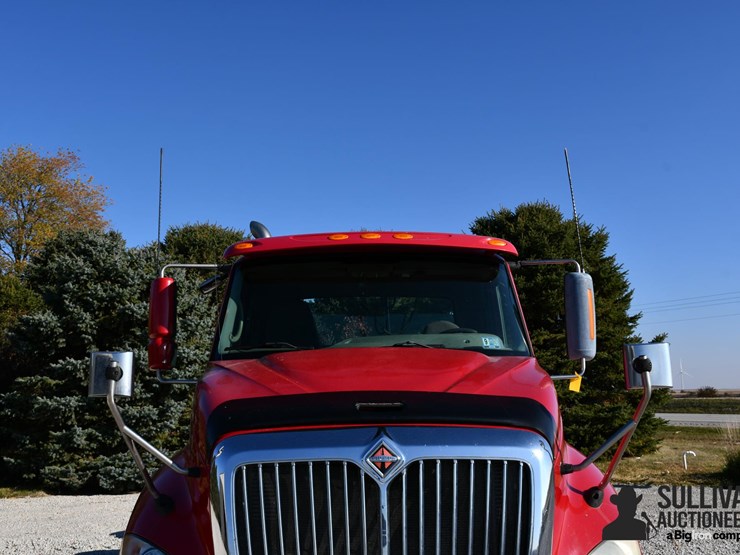 international-prostar-image-10