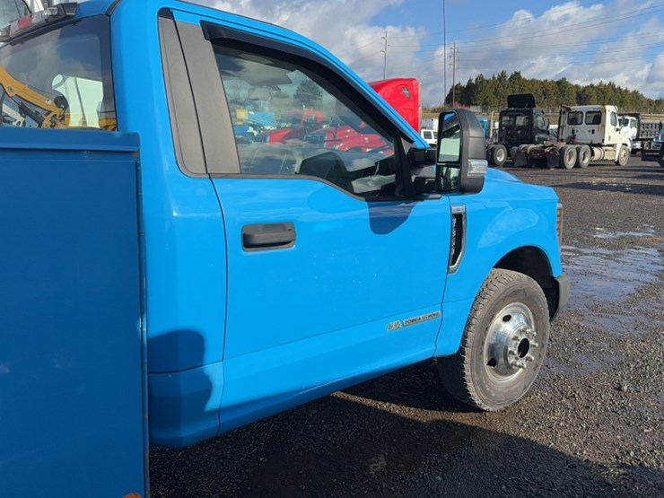 2018-ford-f350-image-5