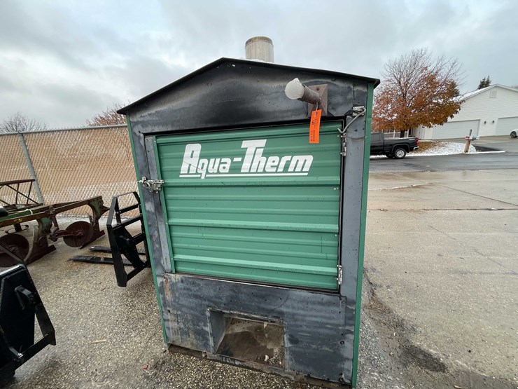 #6112-•-outdoor-wood-stove-(o12)-image-1