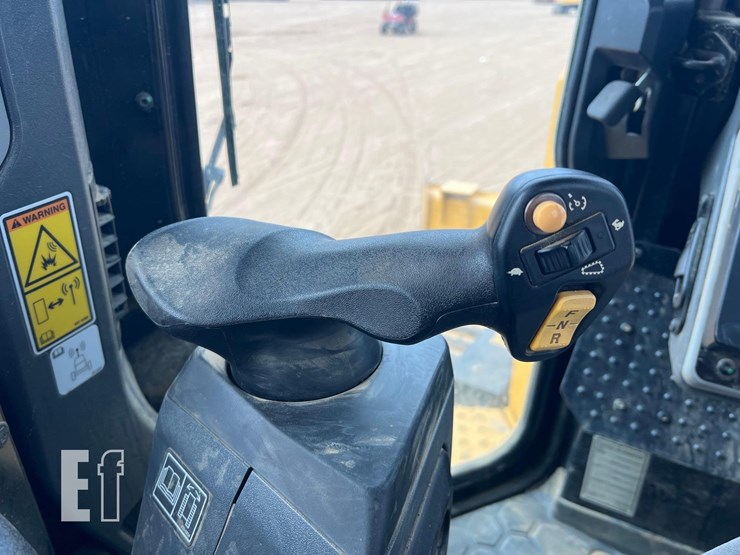 caterpillar-d5-lgp-image-32