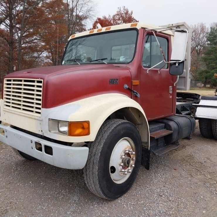 1994 INTERNATIONAL 9000