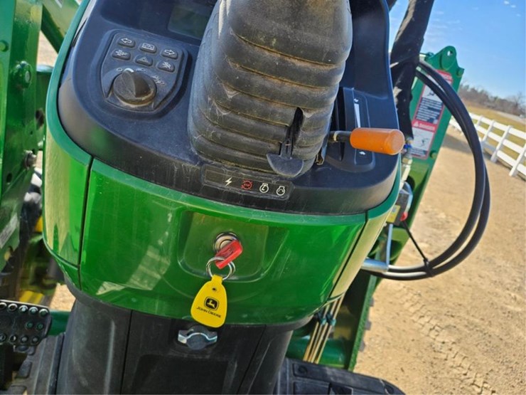 #3087-•-john-deere-4066-4x4-tractor,-h180-loader-image-87