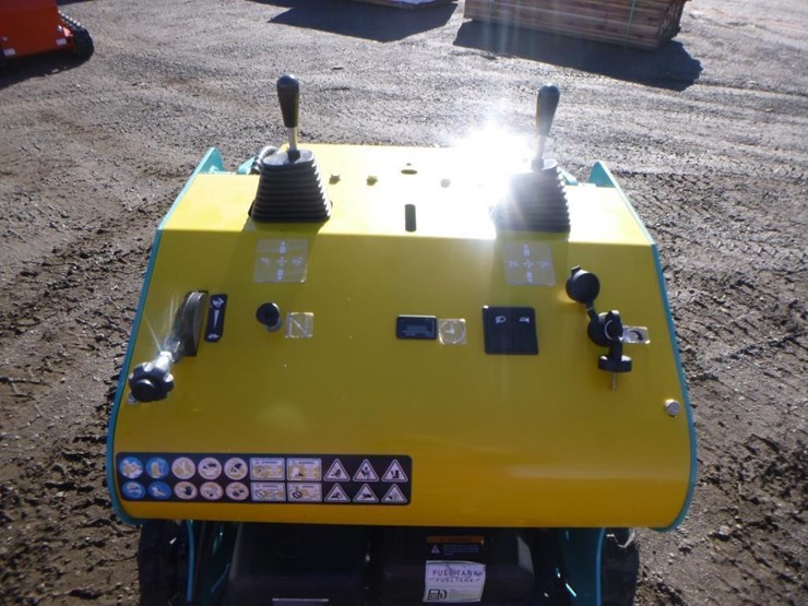 2024-mach-pro-mp-s300-skid-steer-track-loader-image-15