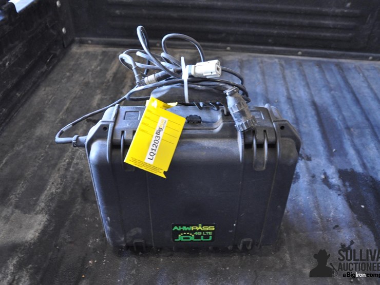 john-deere-ahwpass-4g-lte-jdlu-module-image-1