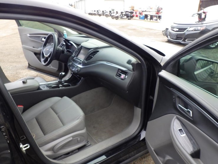 2018-chevrolet-impala-sedan-image-6