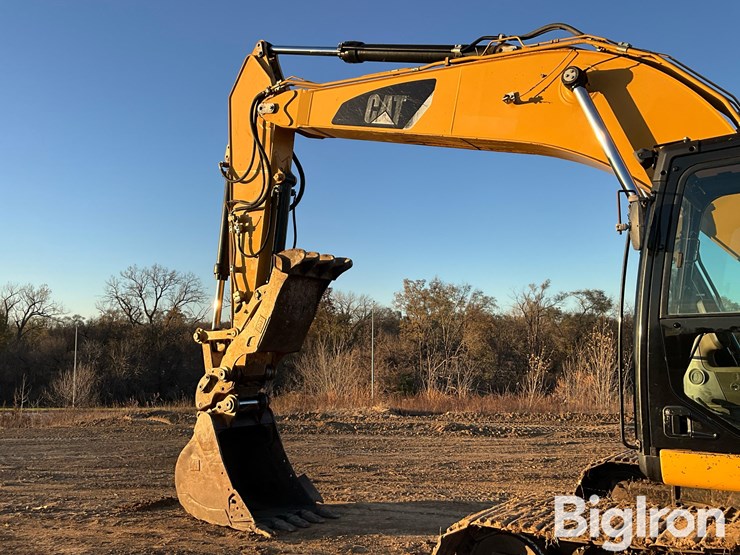 caterpillar-329dl-image-16