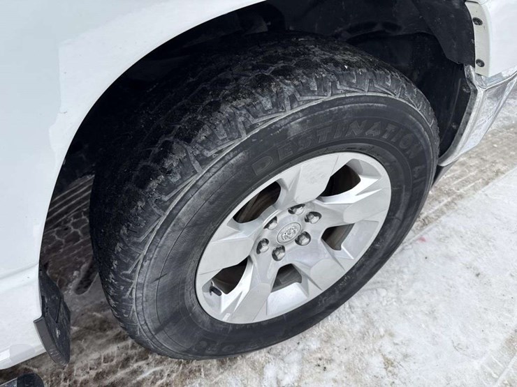 2020-dodge-ram-1500-image-21