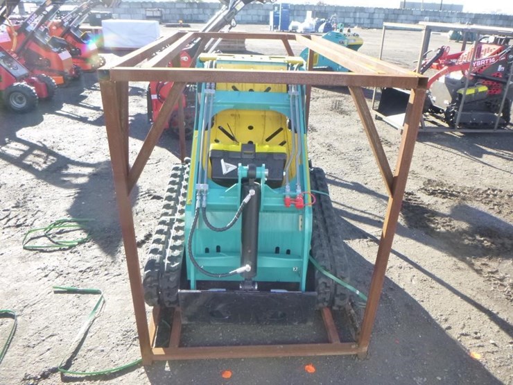 2024-mach-pro-mp-s300-skid-steer-track-loader-image-6