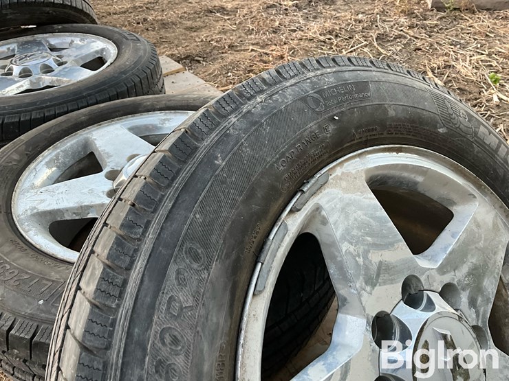 chevrolet-2500hd-image-11