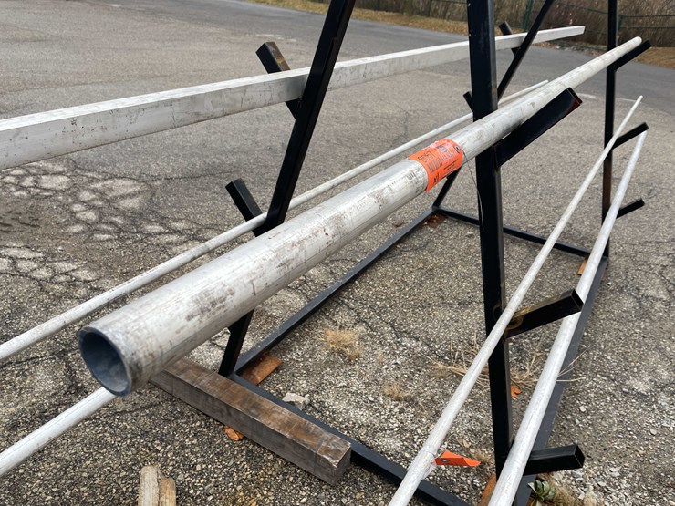 #6067-•-(1)-6061-aluminum-pipe-stock-(cont)-image-1