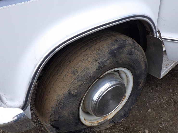 1988-ford-e350-image-10