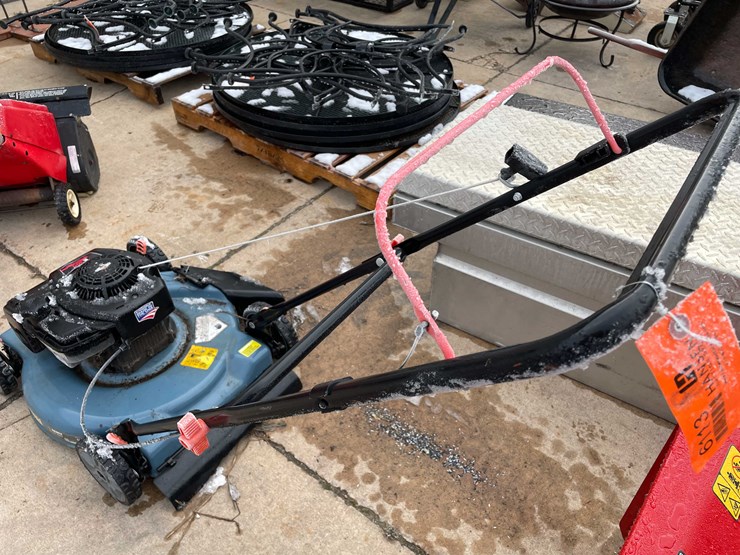 #6113-•-lawn-mower-(o3)-image-5