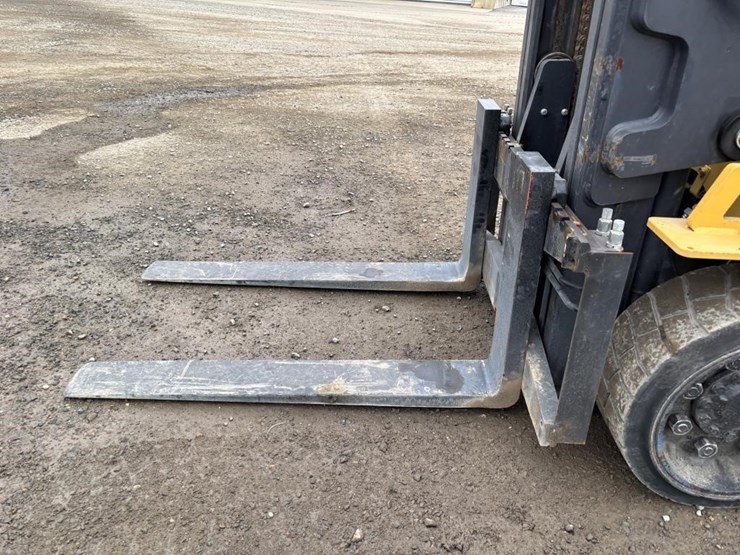 caterpillar-gc35k-image-9