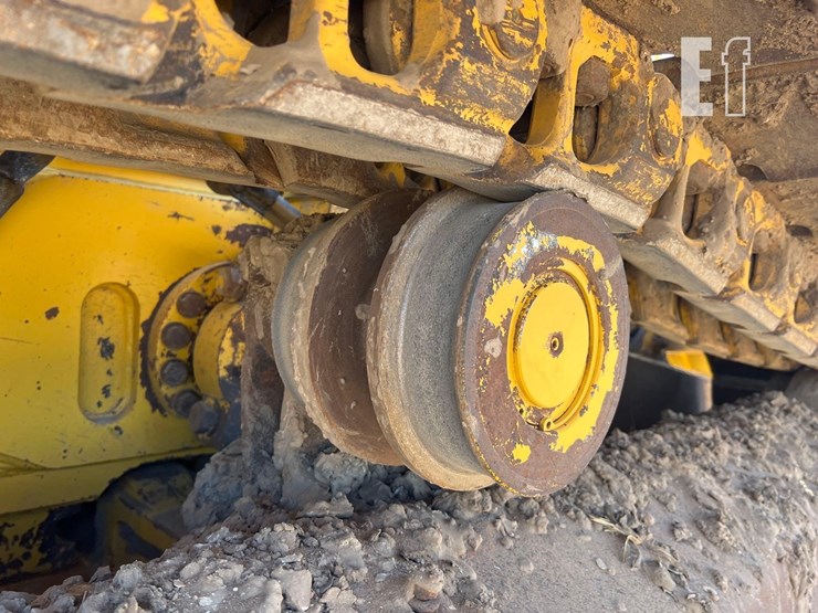 2019-komatsu-d65pxi-18-image-17